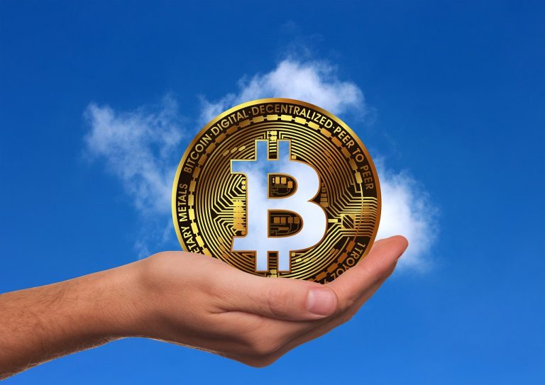 Bitcoin Dominance Dilemma - Why Capital Flows Back To BTC Before Fuelling Altcoin Rally
